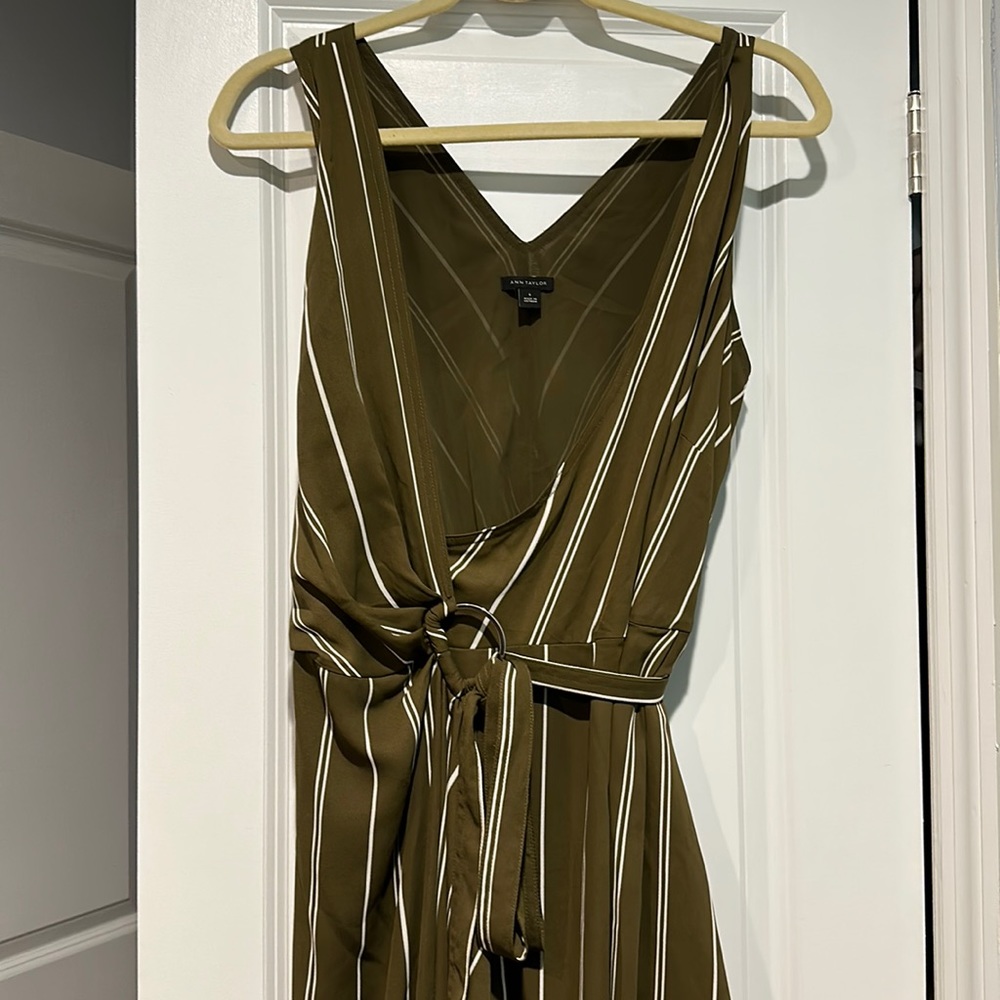 Anne Taylor Dress